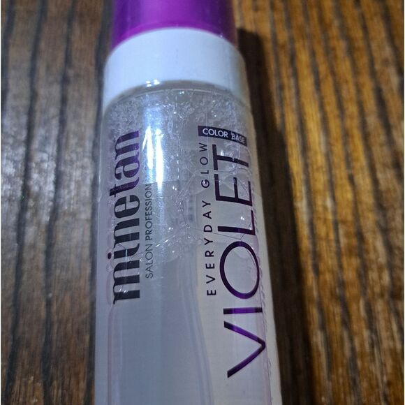 New Minetan Salon Formula ColorBase Everyday Glow Violet Self Tanner Unscented - Picture 2 of 6